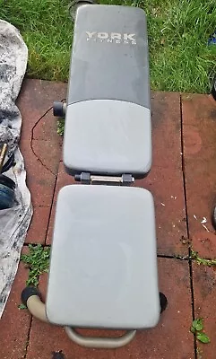 York Barbell Fitness Bench For Use With Free Weights. Used. Good Condition • £40