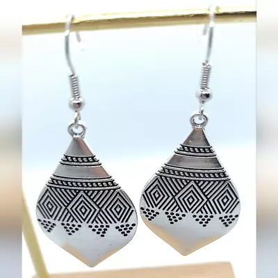 Diamond Shaped Moroccan Style Silver Engraved Drop Earrings Aztec Jewelry New • $23