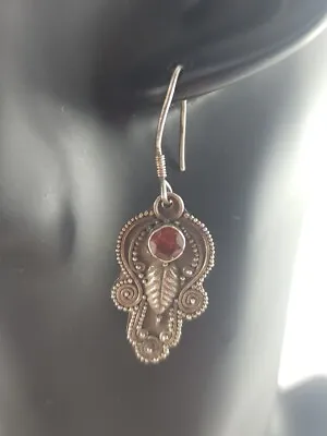 Vintage Sterling Silver Garnet Ornate Bali Style Leaf Dangle Earrings 3.6 Grams • $28