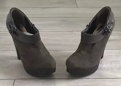 £15.99 • Buy Redherring Brown Faux Suede Buckle Detail Mid Platform High Heel Boots Uk Size 7