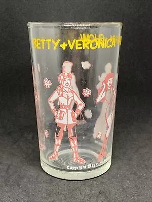 Vintage 1971 Archie Welch's Glass Jelly Jar Betty Veronica Fashion Show 4  • $9.99