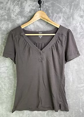 Mossimo Shirt Women’s Medium Brown Vneck Short Sleeve Casual Tee • $9.88