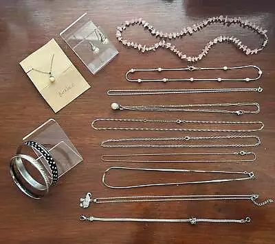 Vintage To Now Wearable Jewelry Lot Silver Tone Chain Pendant Necklaces Earrings • $19.99