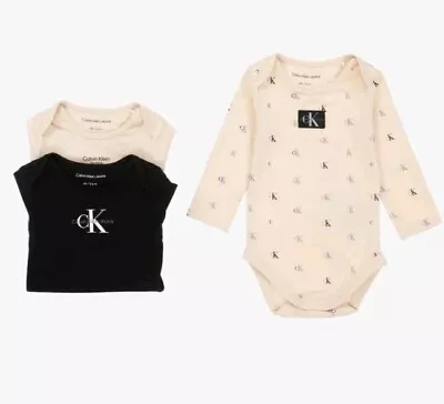 CALVIN KLEIN BABY COTTON BODYVESTS (3 PACK) 3-6 Months REF OCR • £64.99