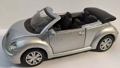 Kinsmart 1/32 Scale VW Volkswagen 2003 New Beetle Convertible Silver Car • £0.99