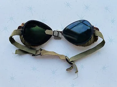 VINTAGE WW2 US Army Ski & Mountaineer Trooper Goggles Fur Lined Green Military • $59.99