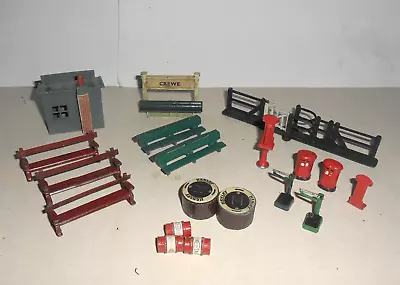 £10 • Buy Master Models Hornby Dublo Platform Accessories & More X 19