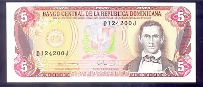 Dominican Republic 5 Pesos Oro 1990  P131  UNC • $7.85