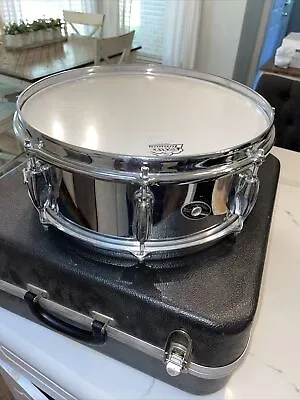 Slingerland Sound King  Chrome Snare Drum 6”x 14 -with Case • $99