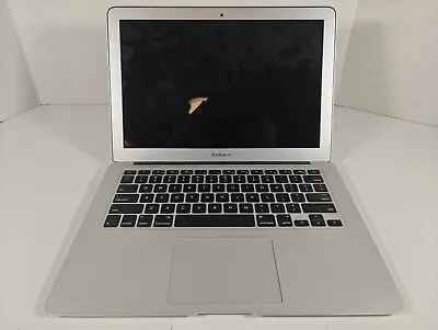 Apple Macbook Air 13” 2017 FOR PARTS OR NOT WORKING READ READ READ! • $79.95