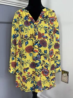 Violet & Claire Size 2X Top Blouse Shirt Womens Yellow Floral 3/4 Sleeve V-Neck • $9.80