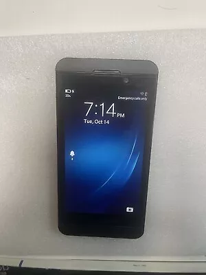 (Grade A) BlackBerry Z10 STL100-3 16GB GSM 4G  Cell Phone(carrier:Telus) • $29.44