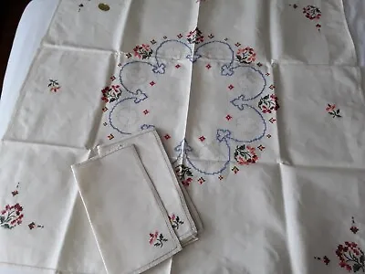 £20 • Buy Vintage Boxed Brode Main Embroidered Tablecloth + 6 Napkins 33  Square