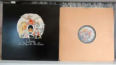 Queen - A Day At The Races UK 1976 EX/EX • £40