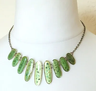 Green Drops On Silver Tone Chain Necklace Retro Costume Jewellery Unusual • £8.80
