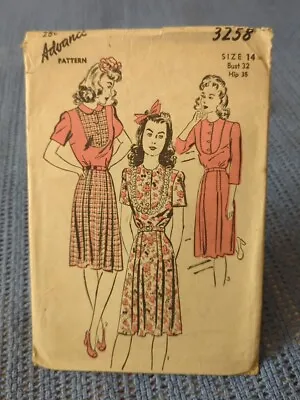 Vintage ADVANCE Unprinted SEWING PATTERN 1940's #3258 ~ MID-LENGTH DRESS • $16.50