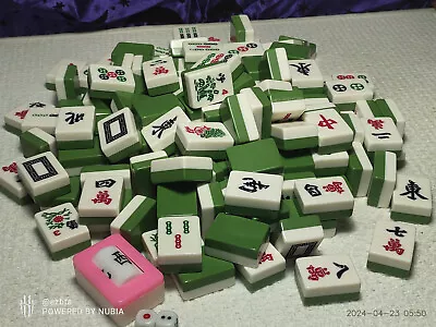 Vintage MAH JONGG MAHJONG Set Green White Two Tone 147 Tiles Dice Counter • $20