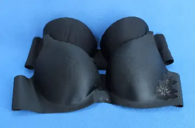 Victoria Secret Embrace Underwire Padded Push Up Bra Lot Size 34B #E5025 • $13.99