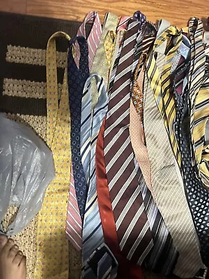 Tie Lot • $10