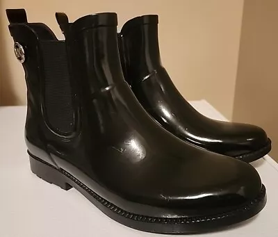 Michael Kors Women's Size 8 Black Low Rise Rubber Waterproof Rain Boots • $18.99