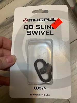 Magpul QD SLING SWIVEL PUSH BUTTON QUICK-DETACH SLING SWIVEL FOR 1-1/4” WEBBING • $10