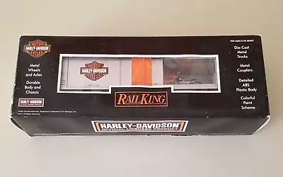 Rail King HD 40' Window Boxcar W/ '01 Dyna Low Ride 30-74196 Unused.  [AT] • $79.99