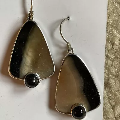 Marta Howell Earrings Black Lip Diopside Silver 925 Dangle Shell • $136.95