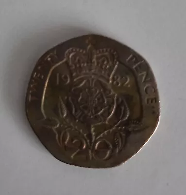 **GENUINE** 1982 20p Twenty Pence Coin **ORIGINAL FIRST YEAR MINT** • £10