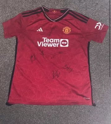 Signed Manchester United Shirt • £85