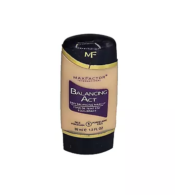 Max Factor Balancing Act- Skin Balancing Makeup #1- Pale Porcelain • $22.99