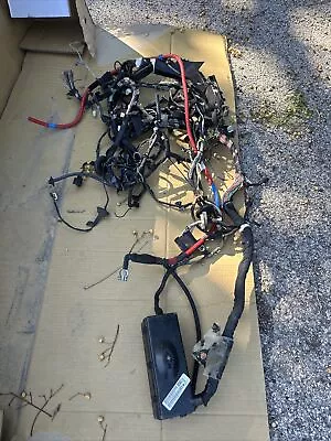 2015- 🆙⬆️.  DODGE CHARGER ENGINE BAY ROOM WIRE WIRING HARNESS OEM With FUSE BOX • $500