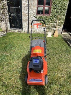 £0.01 • Buy Husqvarna Royal 43SE Mower