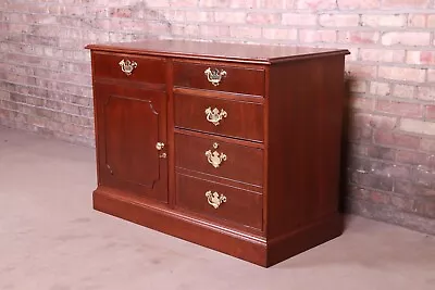 Kittinger American Chippendale Style Mahogany Credenza Or Bar Cabinet • $1950