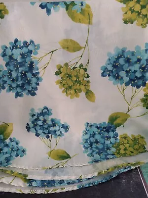 60  Round Fabric Tablecloth Spring Easter Blue Hydrangea  • $10
