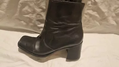 Lillely & Skinner Black Leather Zip Up Ankle Boots  Uk 6/ Eu 39 • £4.99