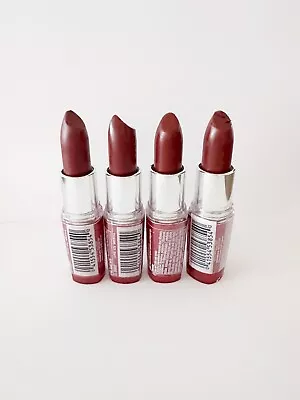 ~Maybelline~ MOISTURE EXTREME Lipstick Lipcolor ~ MIDNIGHT RED ~ E215  (4 Pack) • $32