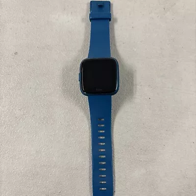 Fitbit Versa Lite Edition Smartwatch - Blue *B-GRADE* (FREE SHIPPING) • $65