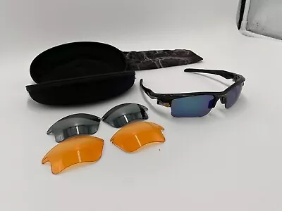 Oakley Fast Jacket Black & Silver (3 Pairs Of Lenses) • $35