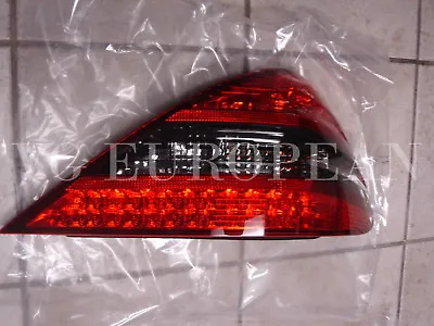 Mercedes-Benz SL Genuine Right Tail Light SL63 SL500 SL550 SL55 AMG NEW 2003+ • $336.99