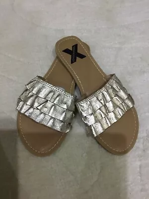 Ladies London Rebel Slip-on Flat Gold Leather Sandals With Ruffles Uk4/eu37   • £15.50