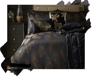 Glamorous Dandy Feathers Bedding By Laurence Llewelyn-Bowen Black & Gold • £64.99