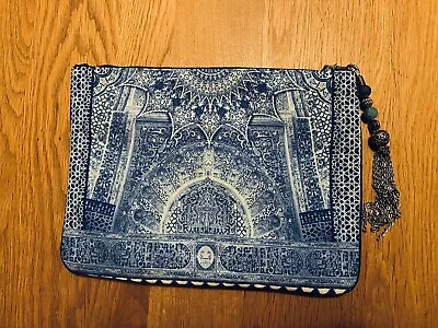 Camilla Clutch. Excellent Condition  • $30