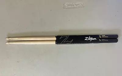 Zildjian 5A Dip Select Hickory Wood 16  Inch Wooden Tip Drumsticks 3 Pack • $31.89