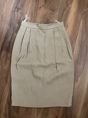 £23.10 • Buy Burberry Beige Silky Skirt -size 7