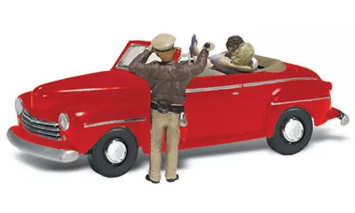 Woodland Scenics 1/160 N Scale COP'N A KISS AutoScenes AS5337 Police & Couple • $19.50