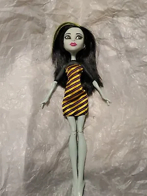 OOAK Custom Monster High Doll Scarah Screams G1 Slight Repaint Goth Artdoll Cute • $40