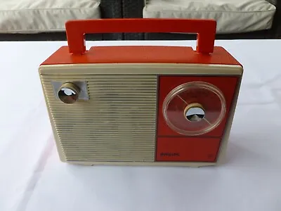 PHILIPS Vintage Portable Leisuremate Radio - 02RB291 • $65