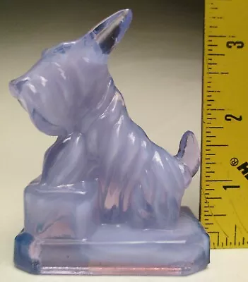 Boyd Art Glass JB Scottie Dog Mulberry Mist Glass 2nd Boyd Mark February 1985 • $24.99