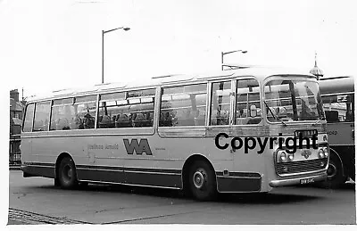 Wallace Arnold WA BNW604C BNW 604C Leyland PSU Plaxton Coach B&W Bus Photo • £1.10