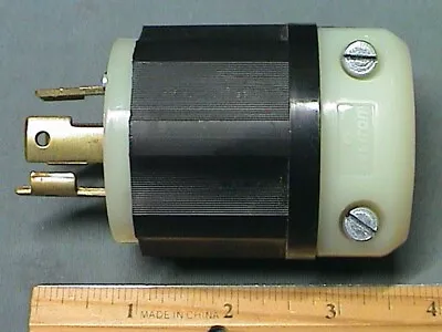 Leviton L14-30P Twist-Lock Male Plug 30A 125 - 250V NEMA 2711 Grounding • $5.25